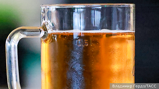 Россияне стали пить меньше пива, но больше сидра и медовухи