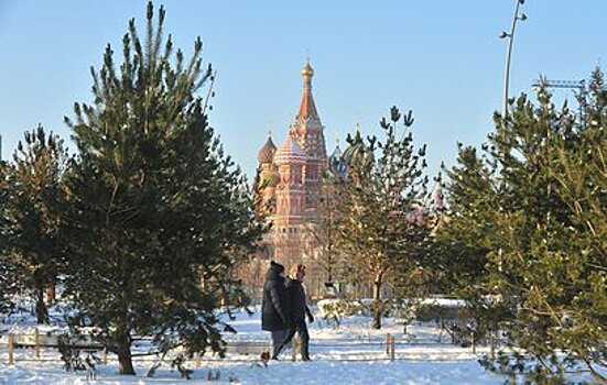 Москва глазами звезд: Андрей Григорьев-Апполонов прогулялся по "Зарядью"