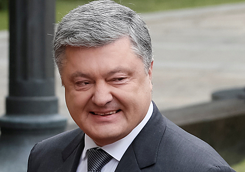 Порошенко похвалил украинский паспорт