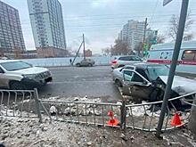 Молодой водитель ВАЗа, за год нарушивший ПДД 53 раза, отправил свою пассажирку в больницу в Самаре