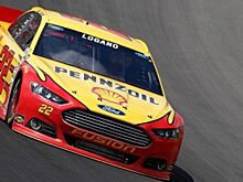 Логано выиграл этап в Хоумстэде и стал чемпионом NASCAR Cup Series