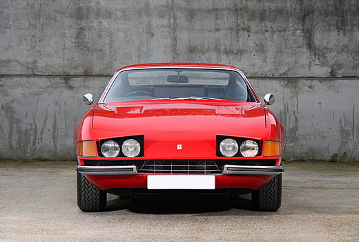 Первую Ferrari Элтона Джона продадут на аукционе