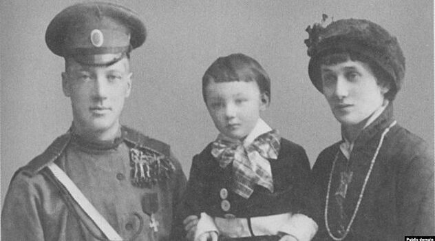 Почему Льва Гумилёва считали бастардом Николая II