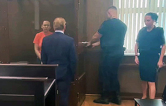 Собственницу сгоревшего здания во Фрязине отправили под домашний арест