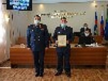 В УФСИН России по Хабаровскому краю награжден сотрудник, предотвративший попытку побега осужденного из ИК-5