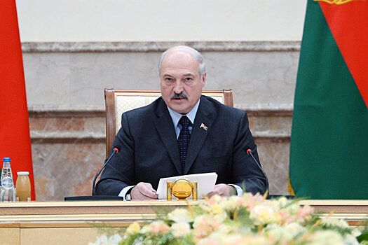 Лукашенко заявил о неизменной политике в отношении Армении
