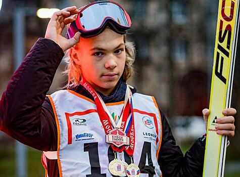 Школьник из Щукина взял золото на Кубке Сибири по сноукайтингу