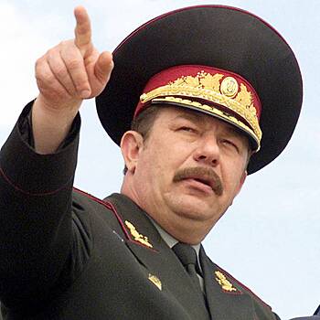 Экс-министр обороны Украины оказался в эпицентре скандала с ВСУ