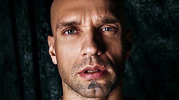 В Москве составили протокол на рэпера Лигалайза за нарушение порядка деятельности иноагента*