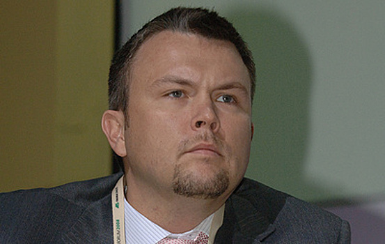 Экс-председателя правления "Группы ГАЗ" заочно арестовали