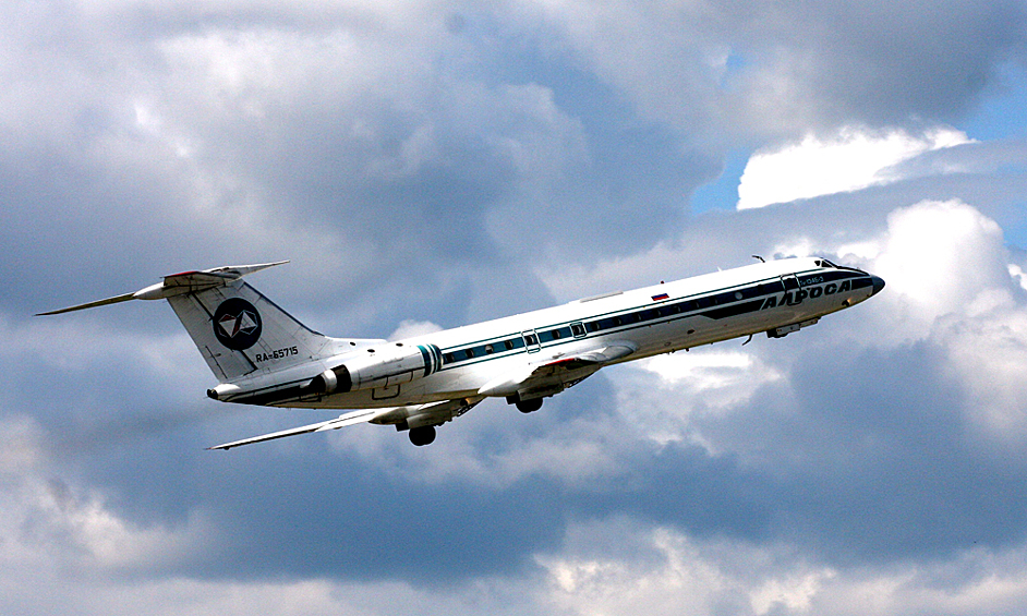 Ту-134 совершил свой последний рейс. 20 мая легендарный советский самолет перевез 70 пассажиров из Иркутска в город Мирный - пишет Интерфакс.