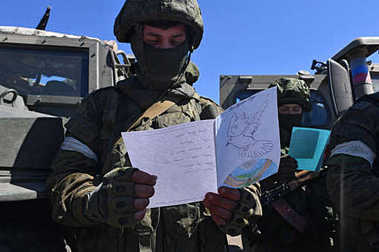 Дети со всей страны отправили участникам СВО более 270 тысяч писем