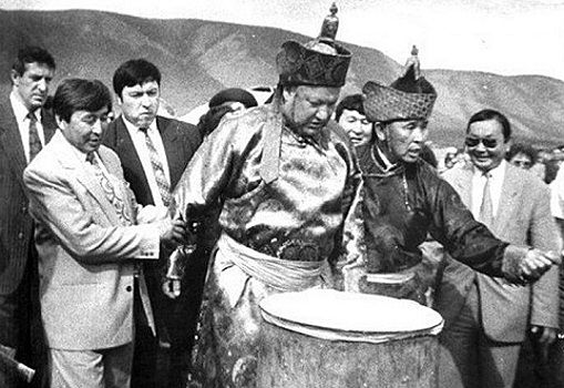 Кто из российских и советских руководителей страны не служил в армии