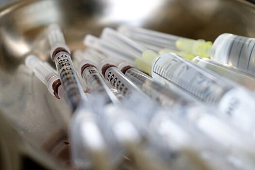 В Волгограде ввели обязательную вакцинацию для занятых в сфере услуг