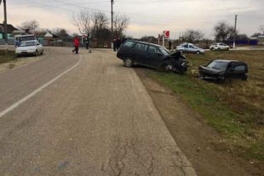 На Кубани пьяный водитель без прав устроил ДТП, где пострадала женщина