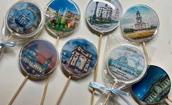 Курские кондитеры выпустили леденцы с городскими видами