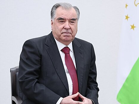 Президент Таджикистана призвал граждан не пятнать честь народа республики