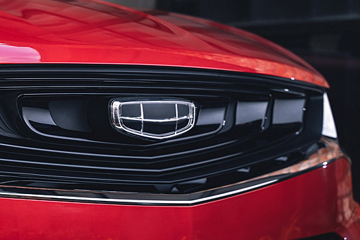 Nissan может сорвать большую сделку между Geely и Renault