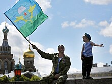 Путин поздравил российских десантников с Днем ВДВ