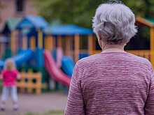 Власти наградят воспитательницу, защитившую детей в садике от мужчины с ножом