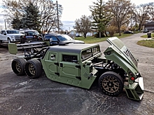 Военный внедорожник Humvee получил дополнительную ось и двигатель Hellcat V8