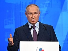 Путин предупредил о сохранении внешних факторов риска для экономики России