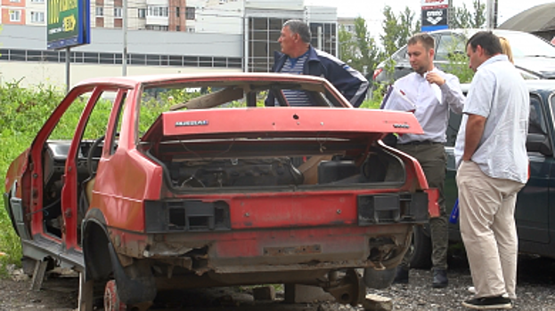 Лжегараж и «девятка-трансформер»: в Костроме разыскивают автохлам