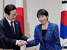 Президент Южной Кореи и премьер Японии сыграли на барабанах после переговоров