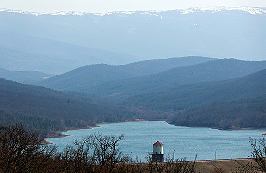 Песков: вопрос подачи воды в Крым может обсуждаться, но без каких-либо «разменов»