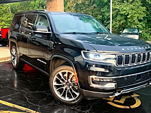В Москве продают топовый Jeep Wagoneer за 12 миллионов рублей. Внедорожник официально не поставляют в Россию