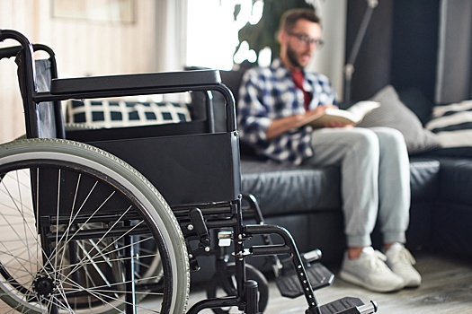 В Омской больнице открыли эргоквартиру для реабилитации после тяжелых недугов