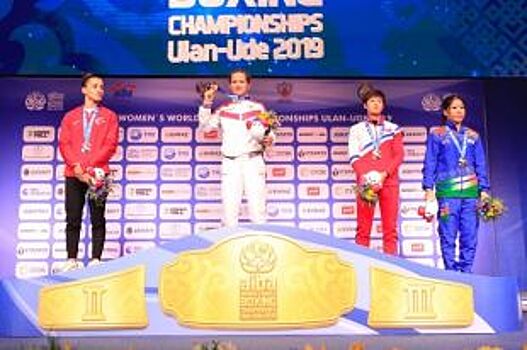Женская сборная России по боксу завоевала три золота на чемпионате мира