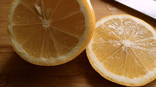 Эксперт перечислил очищающие кровь продукты