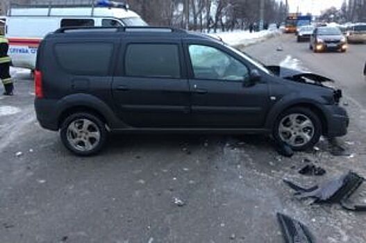 В ночном ДТП по ул. Балтийской пострадало 5 человек