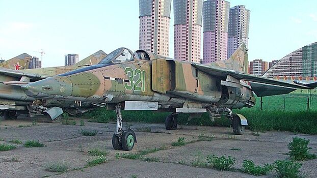 Пилот из США развеял мифы о шедевральном советском истребителе МиГ-23