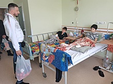 Паралимпийский чемпион навестил раненых бойцов и детей в луганском госпитале