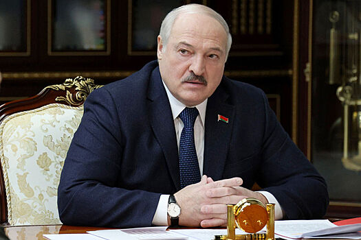 Лукашенко рассказал, кто способен остановить боевые действия на Украине