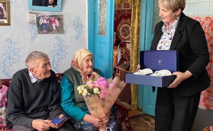 В Курске семья Терских отметила 70‑летие совместной жизни