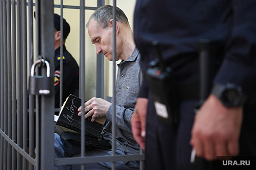 Защита экс-генерала Трифонова обжалует его приговор за взятки