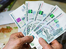 Эксперт: Зарплаты врачей первичного звена нередко вдвое ниже средних по региону