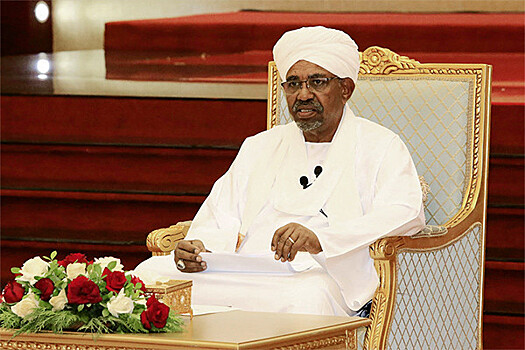 В доме у экс-президента Судана обнаружены более 100 млн долларов