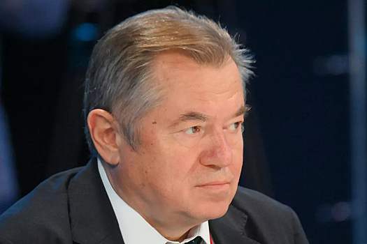 Глазьев назвал «безумием» действия ЕС на фоне закрытия Литвой границы