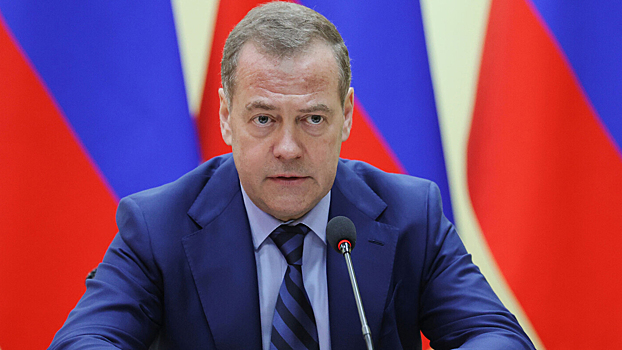 Медведев: россияне жалуются, что в&nbsp;Европе невозможно жить