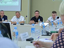 Губернатор Александр Цыбульский провел встречу с депутатами Верхнетоемского округа