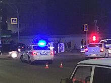 В Волгограде Kia опрокинула полицейский автомобиль