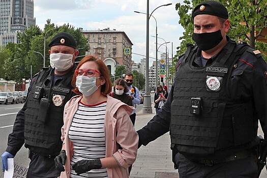 Журналистов задержали у здания ГУВД Москвы