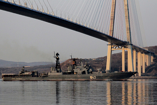 Мост на остров Русский будет закрыт еще два дня 