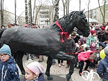 В Данилове Ярославской области появился памятник коню