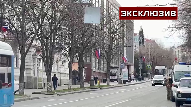 Опасных предметов под машиной около Заксобрания в Севастополе не нашли