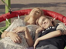 Вышел трейлер мистической комедии «Между нами»